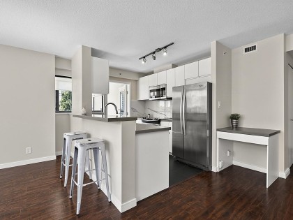 Photo 7 at 601 - 1003 Pacific Street, West End VW, Vancouver West