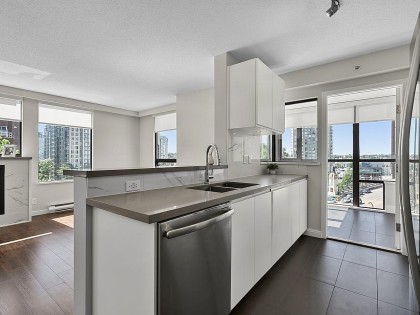 Photo 8 at 601 - 1003 Pacific Street, West End VW, Vancouver West