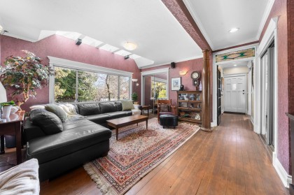 Photo 3 at 628 E 5th Street, Queensbury, North Vancouver