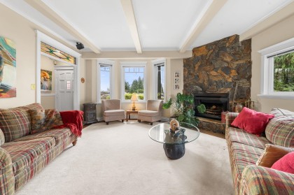Photo 9 at 628 E 5th Street, Queensbury, North Vancouver