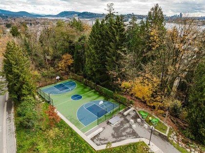 Photo 32 at 206 - 245 St. Davids Avenue, Lower Lonsdale, North Vancouver