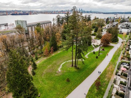 Photo 31 at 206 - 245 St. Davids Avenue, Lower Lonsdale, North Vancouver