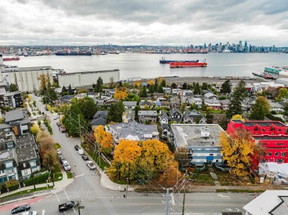 Photo 25 at 206 - 245 St. Davids Avenue, Lower Lonsdale, North Vancouver