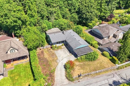 Photo 1 at 3922 Sunnycrest Drive, Forest Hills NV, North Vancouver