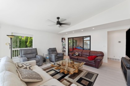 Photo 6 at 1725 Rosebery Avenue, Queens, West Vancouver