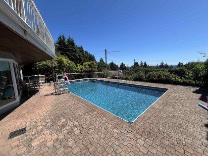 Photo 5 at 1725 Rosebery Avenue, Queens, West Vancouver