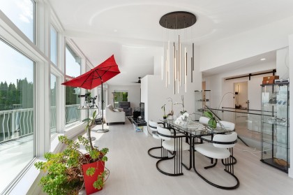 Photo 11 at 1725 Rosebery Avenue, Queens, West Vancouver
