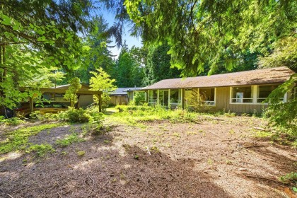 Photo 2 at 1463 Avonlynn Crescent, Westlynn, North Vancouver