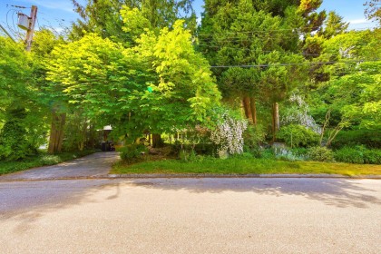 Photo 18 at 1463 Avonlynn Crescent, Westlynn, North Vancouver