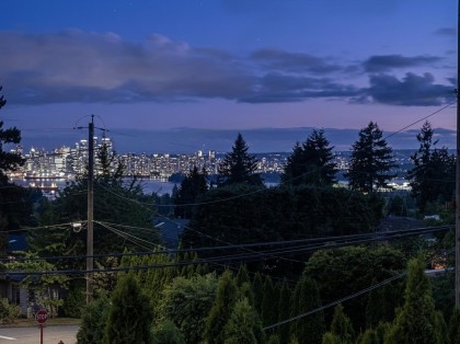 Photo 18 at 2982 Chesterfield Avenue, Upper Lonsdale, North Vancouver