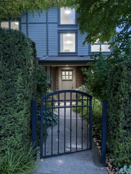 Photo 4 at 2982 Chesterfield Avenue, Upper Lonsdale, North Vancouver