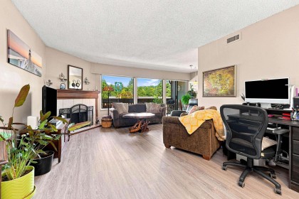 Photo 4 at 1059 Old Lillooet Road, Lynnmour, North Vancouver