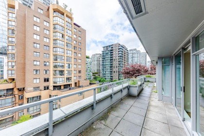 Photo 20 at 804 - 1133 Homer Street, Yaletown, Vancouver West