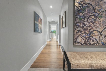 Photo 3 at 503 - 3315 Cypress Place, Cypress Park Estates, West Vancouver