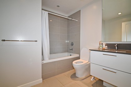 Photo 7 at 907 - 3487 Binning Road, University VW, Vancouver West
