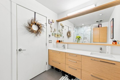 Photo 16 at 401 - 1327 Draycott Road, Lynn Valley, North Vancouver
