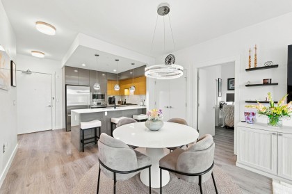 Photo 3 at 401 - 1327 Draycott Road, Lynn Valley, North Vancouver