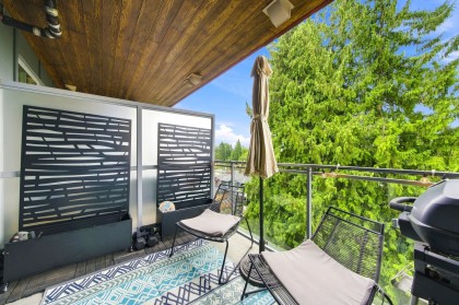 Photo 4 at 401 - 1327 Draycott Road, Lynn Valley, North Vancouver