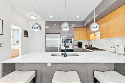 Photo 8 at 401 - 1327 Draycott Road, Lynn Valley, North Vancouver