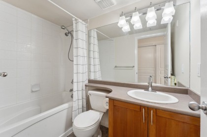 Photo 22 at 410 - 3727 W 10th Avenue, Point Grey, Vancouver West