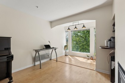 Photo 9 at 410 - 3727 W 10th Avenue, Point Grey, Vancouver West