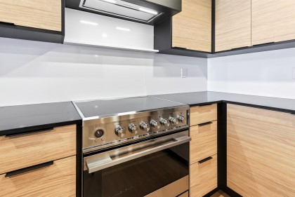 Photo 6 at 103 - 6485 Manitoba Street, Oakridge VW, Vancouver West