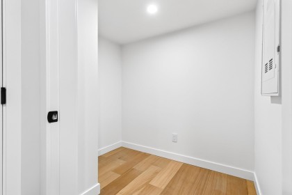 Photo 19 at 103 - 6485 Manitoba Street, Oakridge VW, Vancouver West