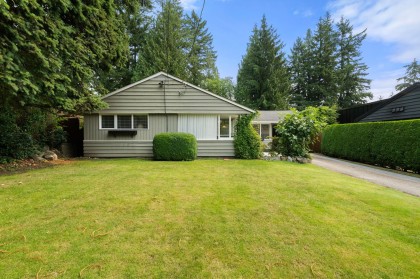 Photo 2 at 3046 Princess Avenue, Princess Park, North Vancouver