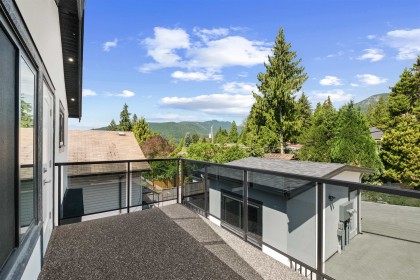 Photo 16 at 812 Montroyal Boulevard, Canyon Heights NV, North Vancouver