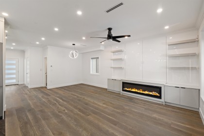 Photo 5 at 812 Montroyal Boulevard, Canyon Heights NV, North Vancouver
