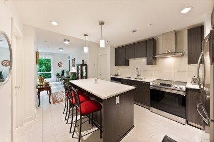 Photo 7 at 205 - 733 W 3rd Street, Harbourside, North Vancouver