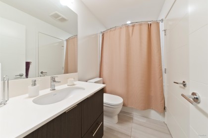 Photo 18 at 205 - 733 W 3rd Street, Harbourside, North Vancouver