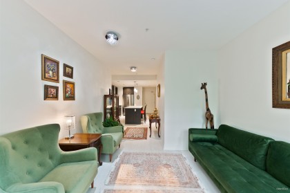 Photo 11 at 205 - 733 W 3rd Street, Harbourside, North Vancouver