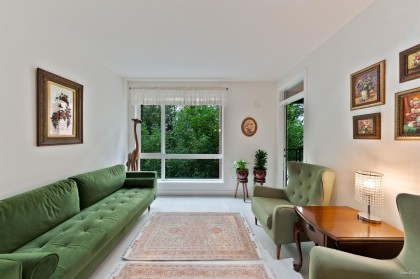 Photo 4 at 205 - 733 W 3rd Street, Harbourside, North Vancouver