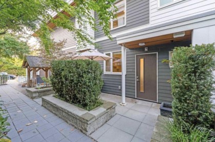 Photo 1 at 4066 Yukon Street, Cambie, Vancouver West