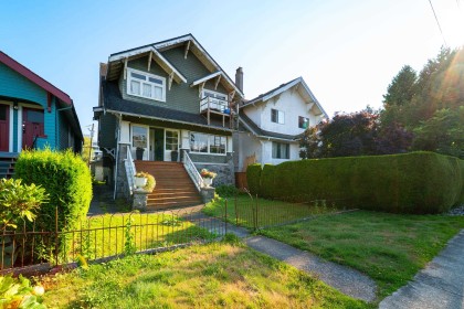 Photo 1 at 3144 W 7th Avenue, Kitsilano, Vancouver West
