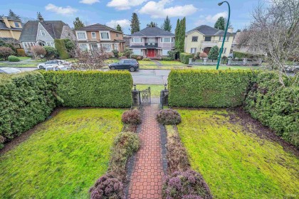 Photo 13 at 1945 W 44th Avenue, Kerrisdale, Vancouver West