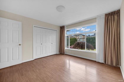 Photo 10 at 1945 W 44th Avenue, Kerrisdale, Vancouver West