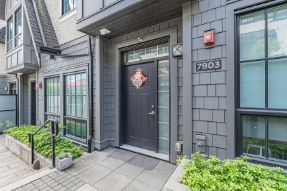 Photo 3 at 7903 Oak Street, Marpole, Vancouver West