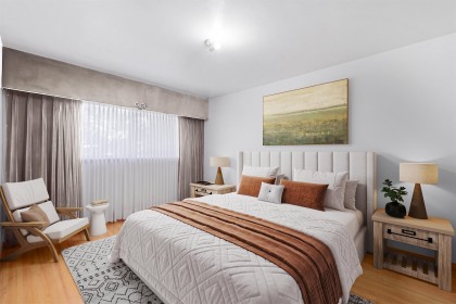 Photo 10 at 2727 W 36th Avenue, MacKenzie Heights, Vancouver West