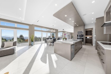 Photo 17 at 515 Ballantree Road, Glenmore, West Vancouver