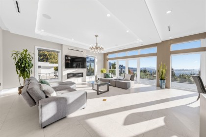 Photo 16 at 515 Ballantree Road, Glenmore, West Vancouver