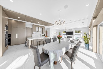 Photo 12 at 515 Ballantree Road, Glenmore, West Vancouver