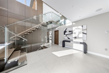 Photo 9 at 515 Ballantree Road, Glenmore, West Vancouver