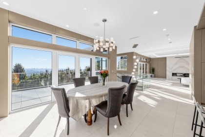 Photo 18 at 515 Ballantree Road, Glenmore, West Vancouver