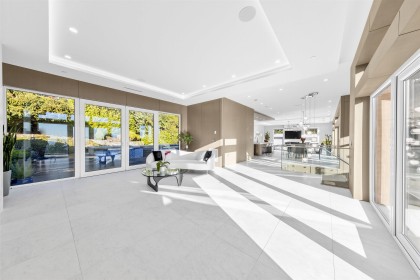 Photo 4 at 515 Ballantree Road, Glenmore, West Vancouver
