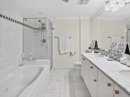 Photo 17 at 404 - 1501 Howe Street, Yaletown, Vancouver West