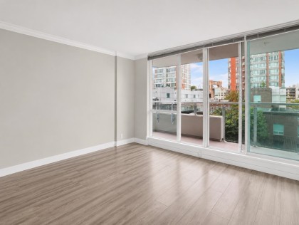 Photo 19 at 404 - 1501 Howe Street, Yaletown, Vancouver West
