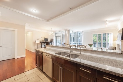 Photo 14 at 218 - 4685 Valley Drive, Quilchena, Vancouver West