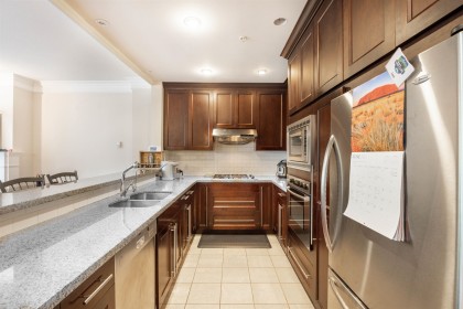 Photo 4 at 218 - 4685 Valley Drive, Quilchena, Vancouver West